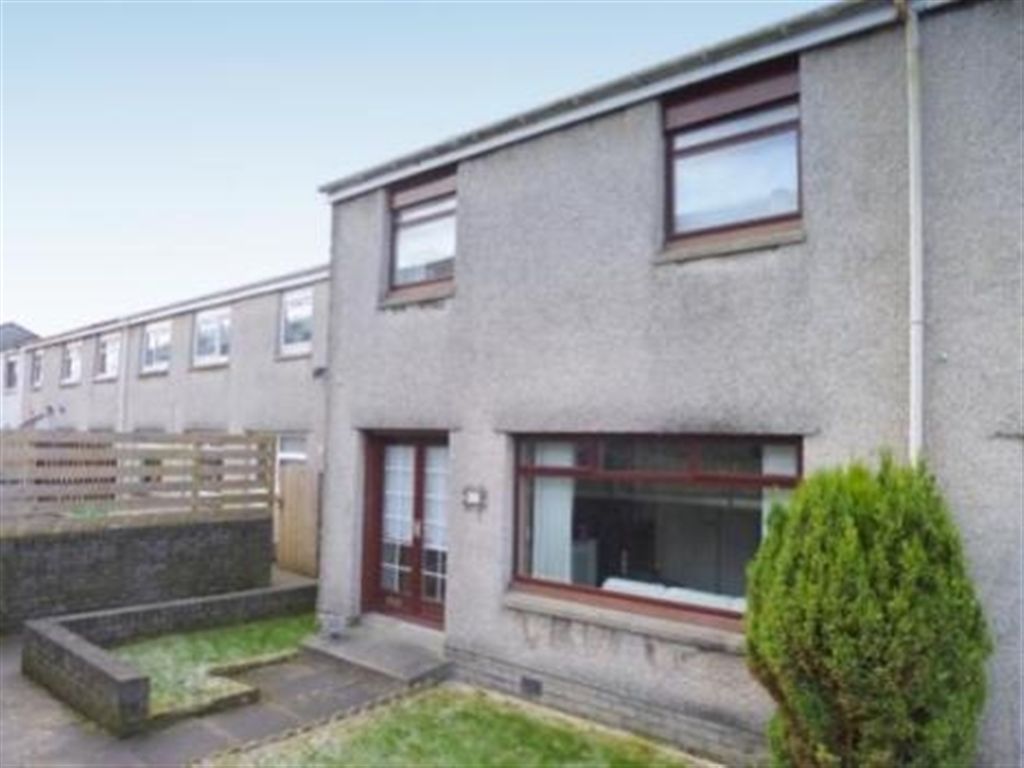 4 bedroom house to rent in Asher Road Chapelhall Glasgow, ML6