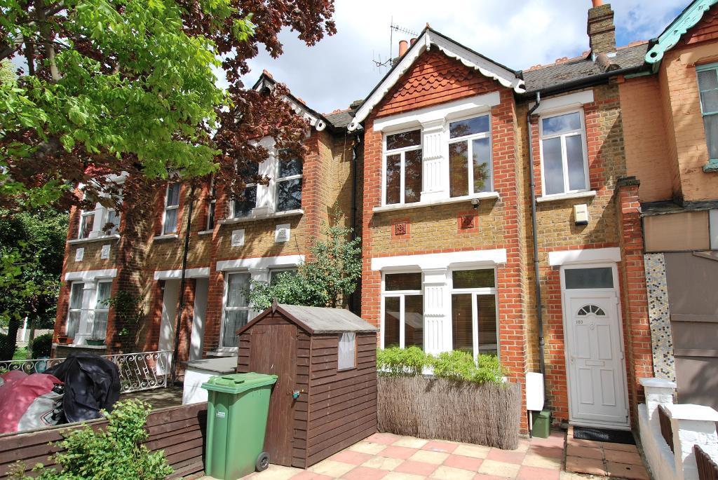 3 bedroom terraced house for sale in Northfield Avenue, Ealing, London