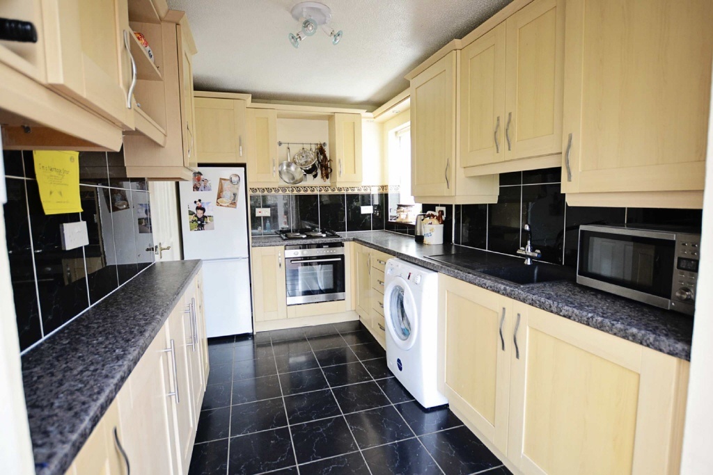 3 bedroom detached house for sale in Lime Tree Way, Danygraig, Porthcawl, Bridgend, CF36