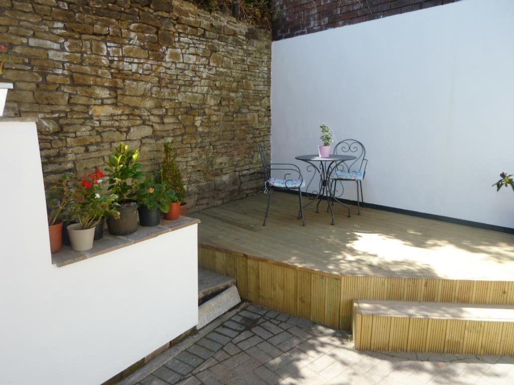 3 bedroom terraced house for sale in Osborne Road, Nether Edge, Sheffield, S11 9AY, S11