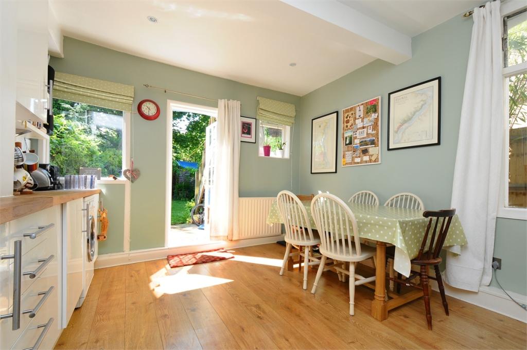 1 bedroom for sale in Cambray Road, Balham, London, SW12