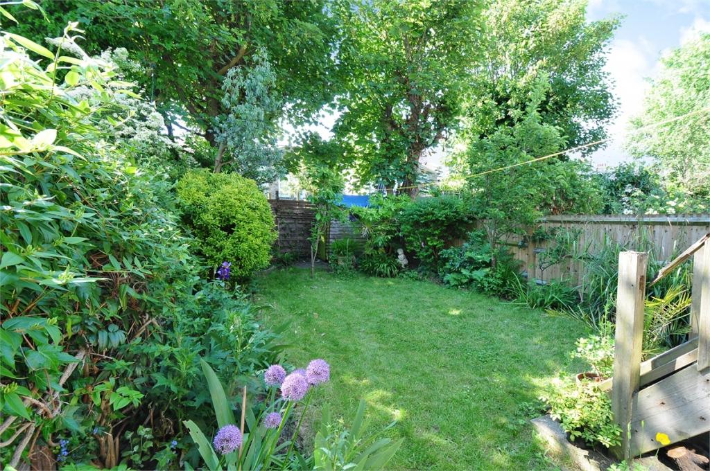 1 bedroom for sale in Cambray Road, Balham, London, SW12