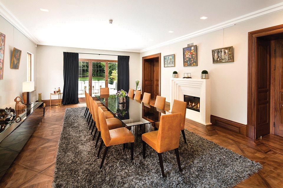 8 bedroom detached house for sale in Courtenay Avenue, Highgate, London