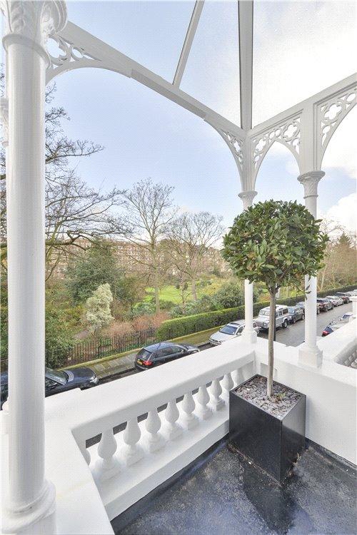 8 bedroom terraced house for sale in Cadogan Place, Knightsbridge, London, SW1X, SW1X