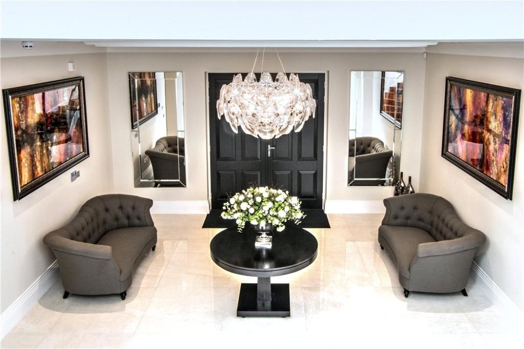 Lusso Homes,Door