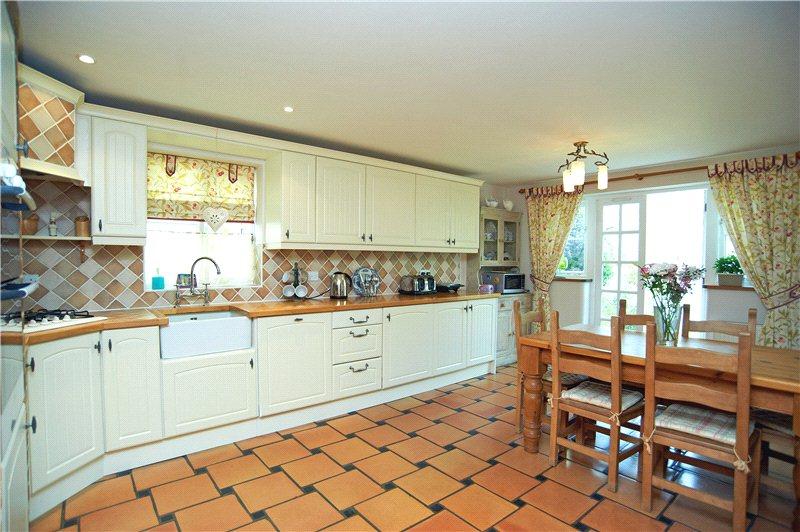 4 bedroom detached house for sale in Kingston Barnyard, Winterborne