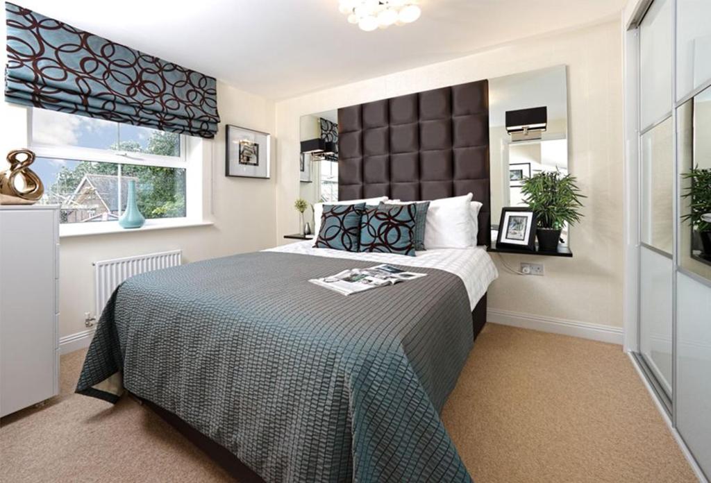 3 bedroom end of terrace house for sale in London Road, Buntingford