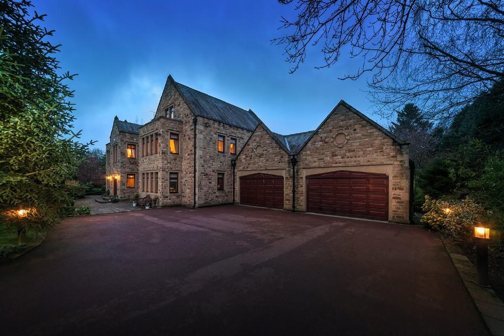 8 bedroom detached house for sale in Runnymede Road, Darras Hall