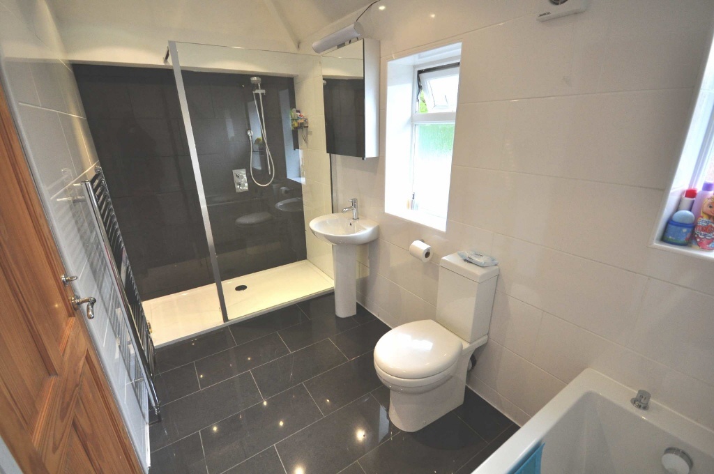 4 bedroom semidetached house for sale in Fordbank Road, Didsbury