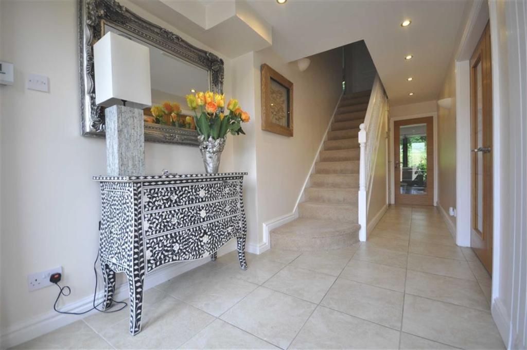 4 bedroom detached house for sale in Winchester Park, Didsbury