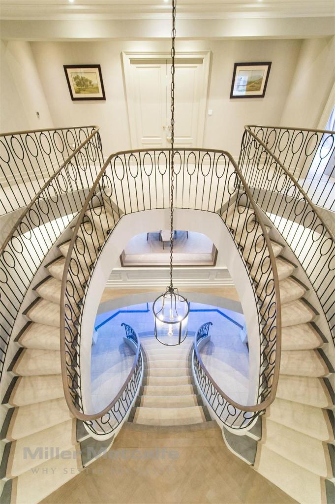 7 bedroom detached house for sale in Knowsley Grange, Heaton, Bolton