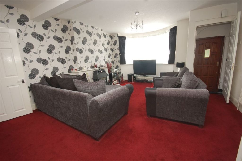 3 bedroom house for sale in North Western Avenue, Watford, Herts, WD25