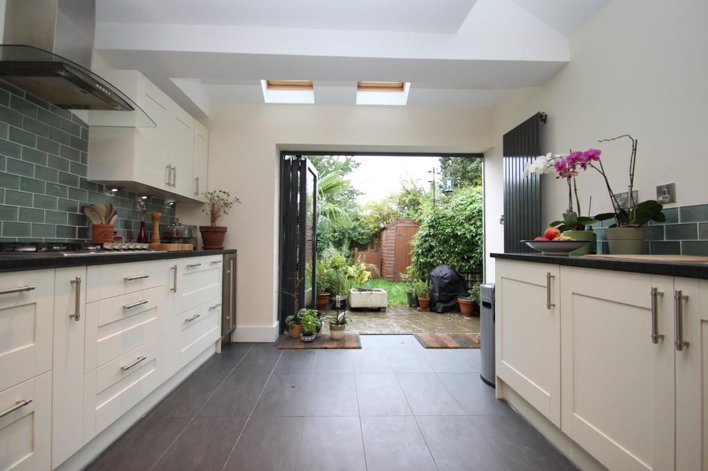 3 bedroom semidetached house for sale in Portland Road, Kingston Upon