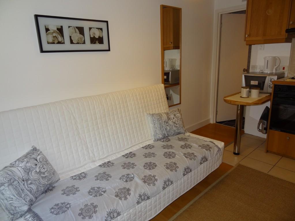 Studio flat to rent in 192 North Gower Street, London, NW1, NW1