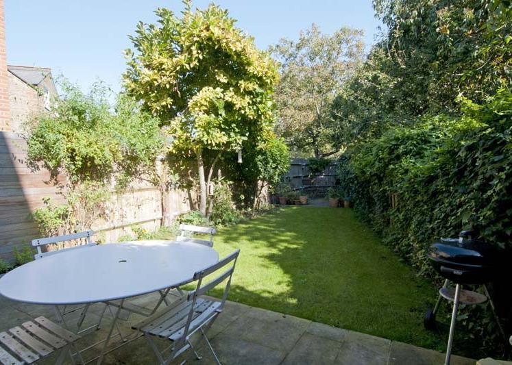 5 bedroom house for sale in Crieff Road, Wandsworth, London SW18 2EB, SW18