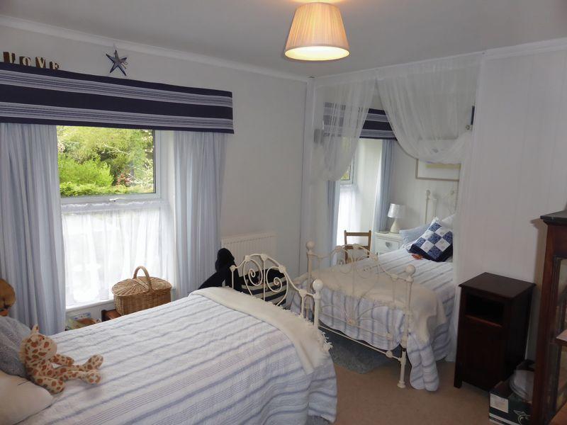 4 bedroom semidetached house for sale in Old Railway Cottage