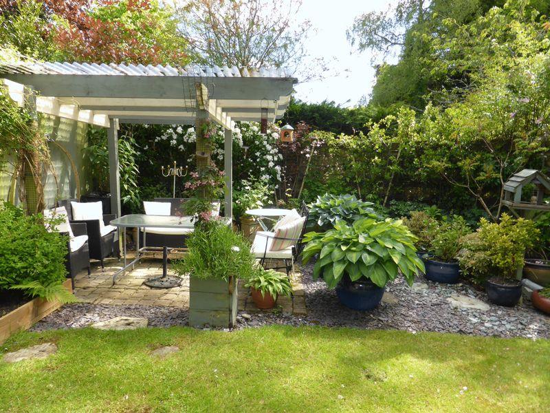 4 bedroom semidetached house for sale in Old Railway Cottage