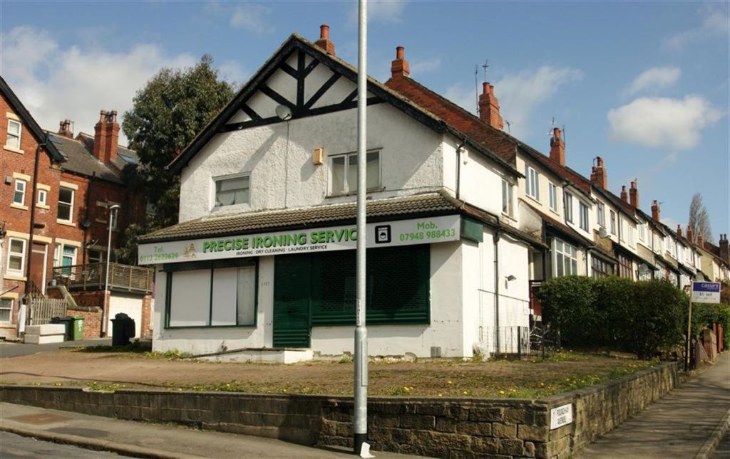 Warehouse to rent in Harehills Lane, Leeds, West Yorkshire, LS8