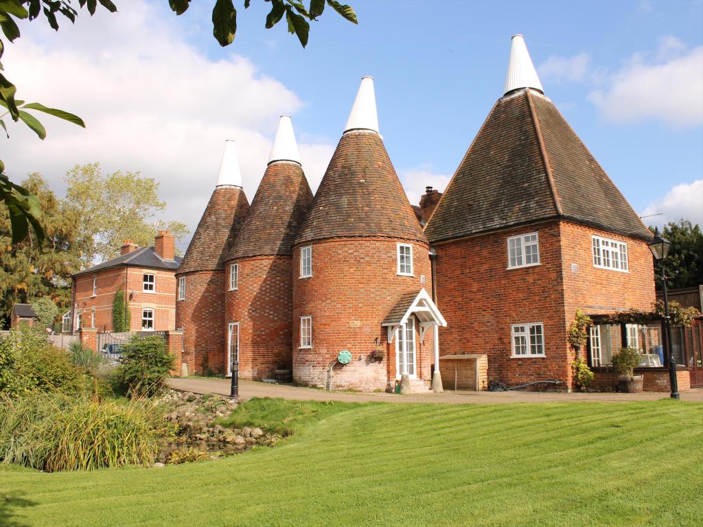 4 bedroom detached house for sale in Mereworth, ME18, Mereworth