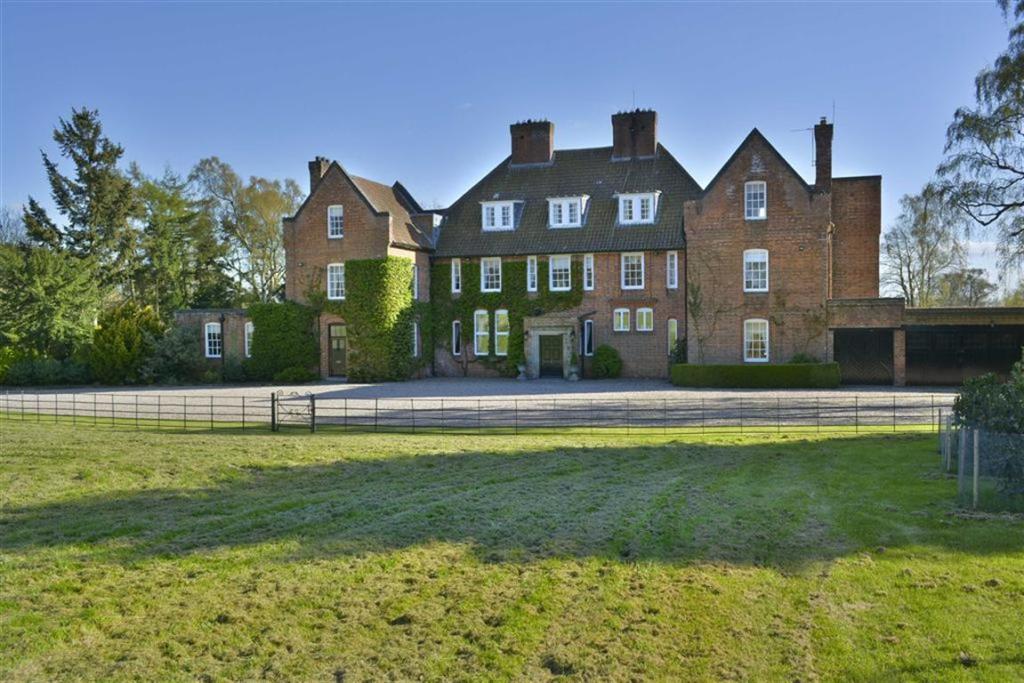 10 bedroom detached house for sale in Great Smeaton, Northallerton, DL6