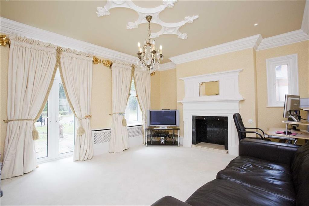 7 bedroom detached house for sale in Melton Road, Edwalton, Nottingham