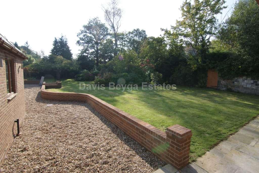 5 bedroom detached house for sale in Killeshandra Noctorum Road