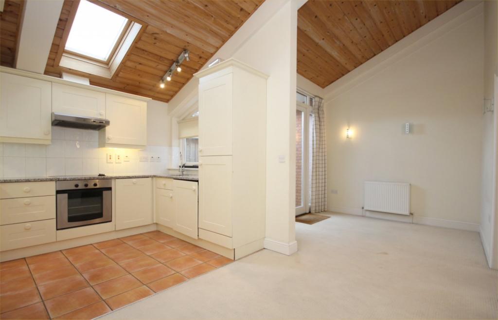 2 bedroom property for sale in Reading Road, Henley On Thames, RG9, RG9