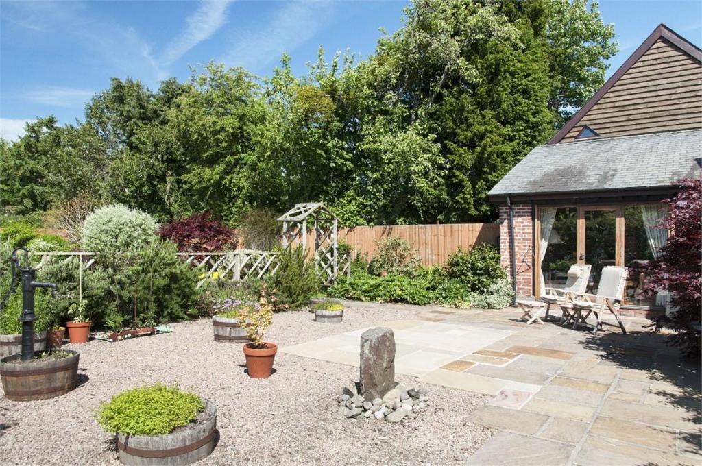 3 bedroom link detached house for sale in The Wain House, Ashford