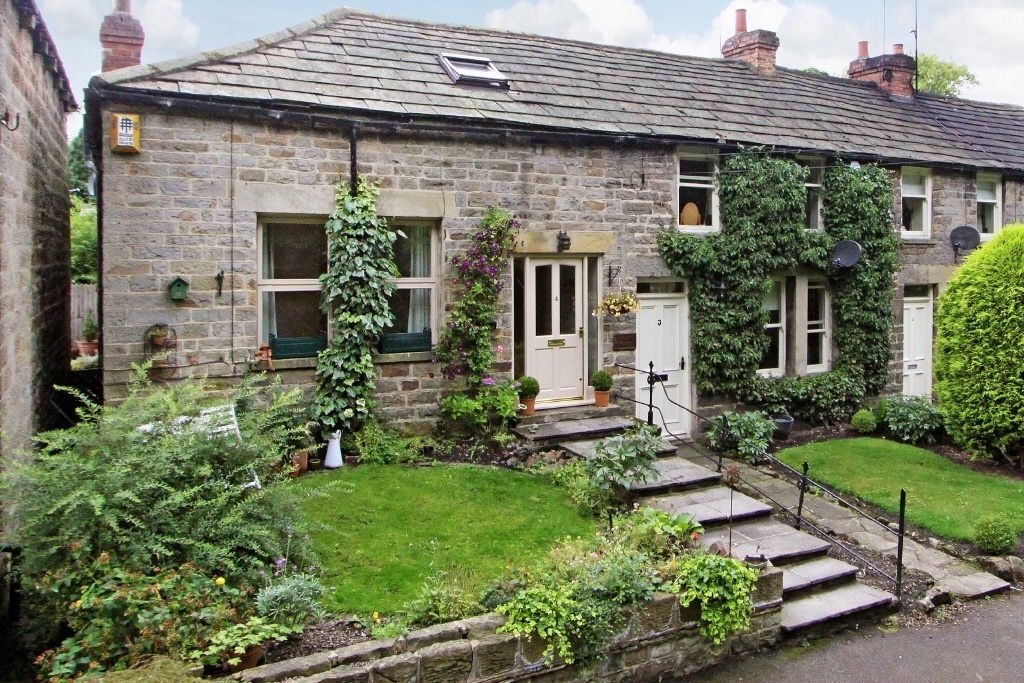 2 bedroom cottage for sale in Maltkiln Cottages, Kirkby Overblow