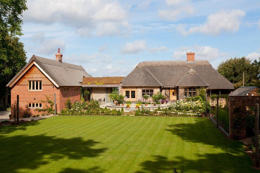 5 bedroom detached house for sale in Norfolk Broads, Surlingham