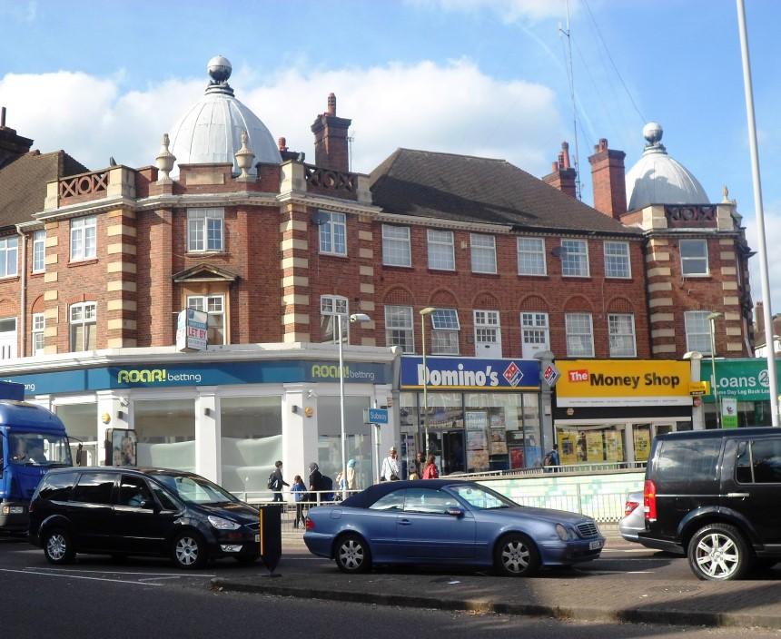 2 bedroom flat for sale in Parade Mansions, Watford Way, Hendon, London