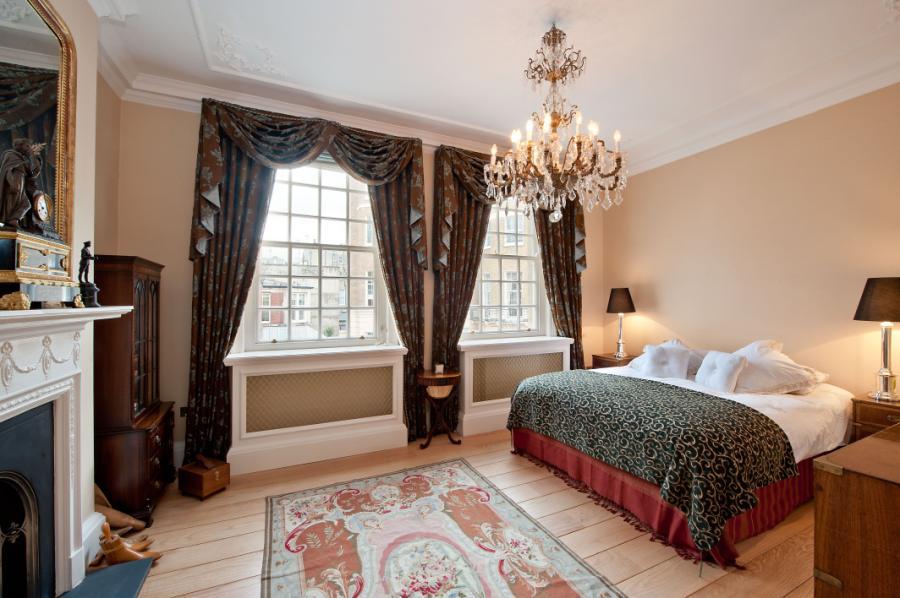 5 bedroom semidetached house for sale in Harley Street, Mayfair