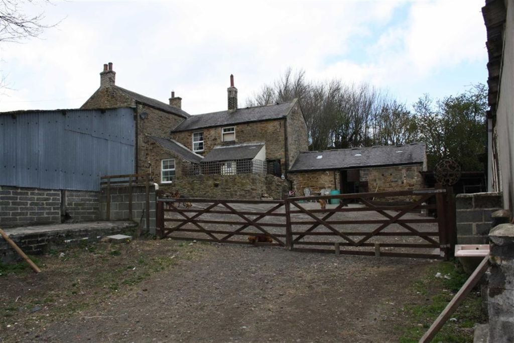 3 bedroom farm for sale in Iveston Lane, Consett, County Durham, DH8