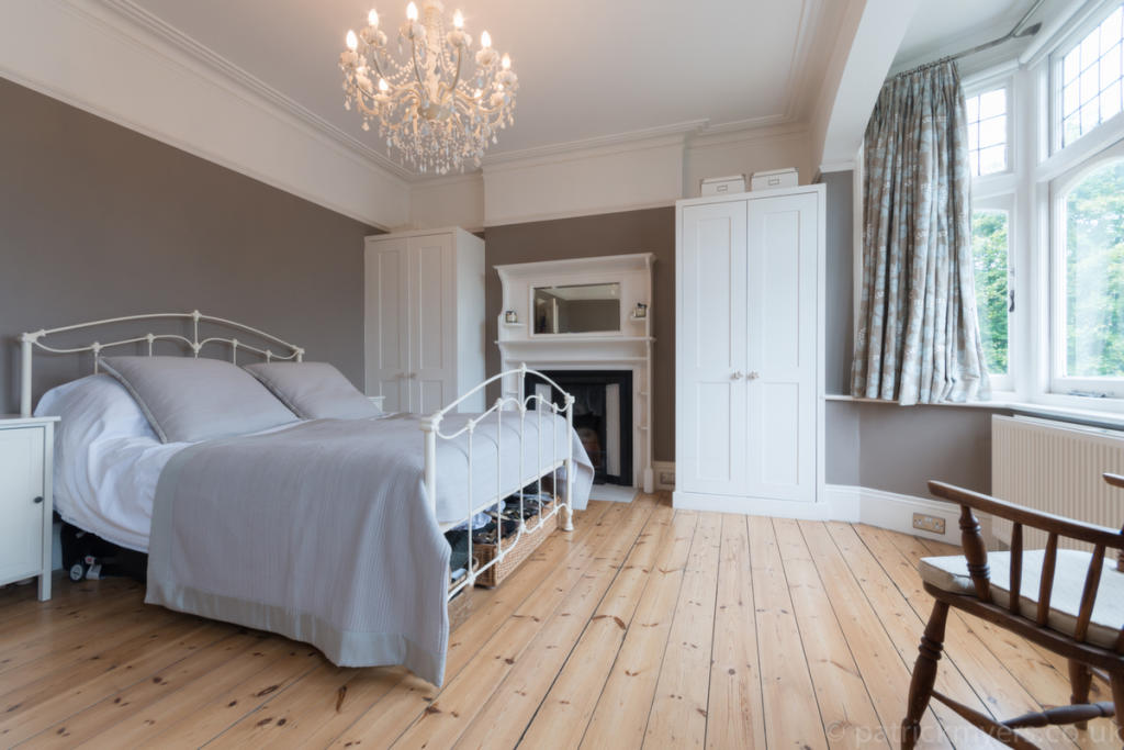 4 bedroom semidetached house for sale in Dovercourt Road,, SE22