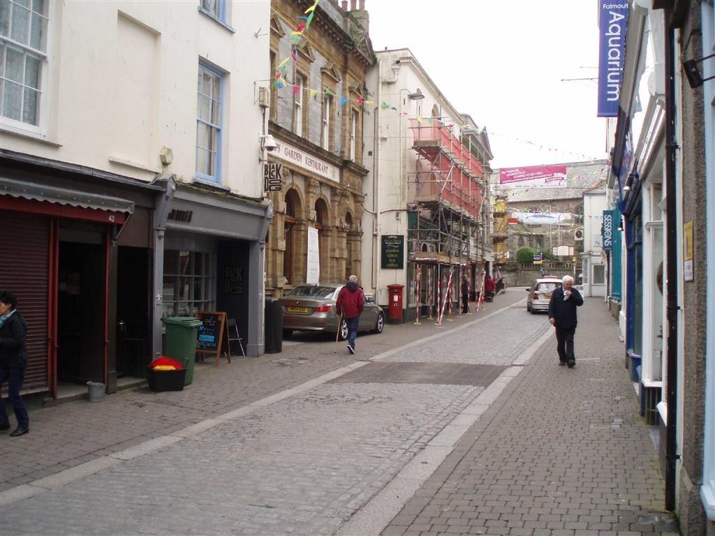 Retail Property (high street) for sale in Church Street Deli, Church