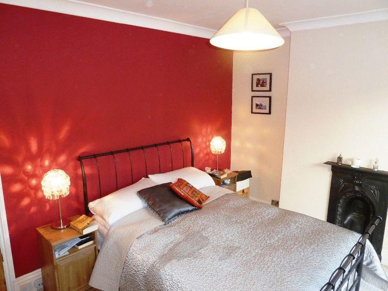 2 bedroom semidetached house for sale in Quarry Street, Leamington Spa