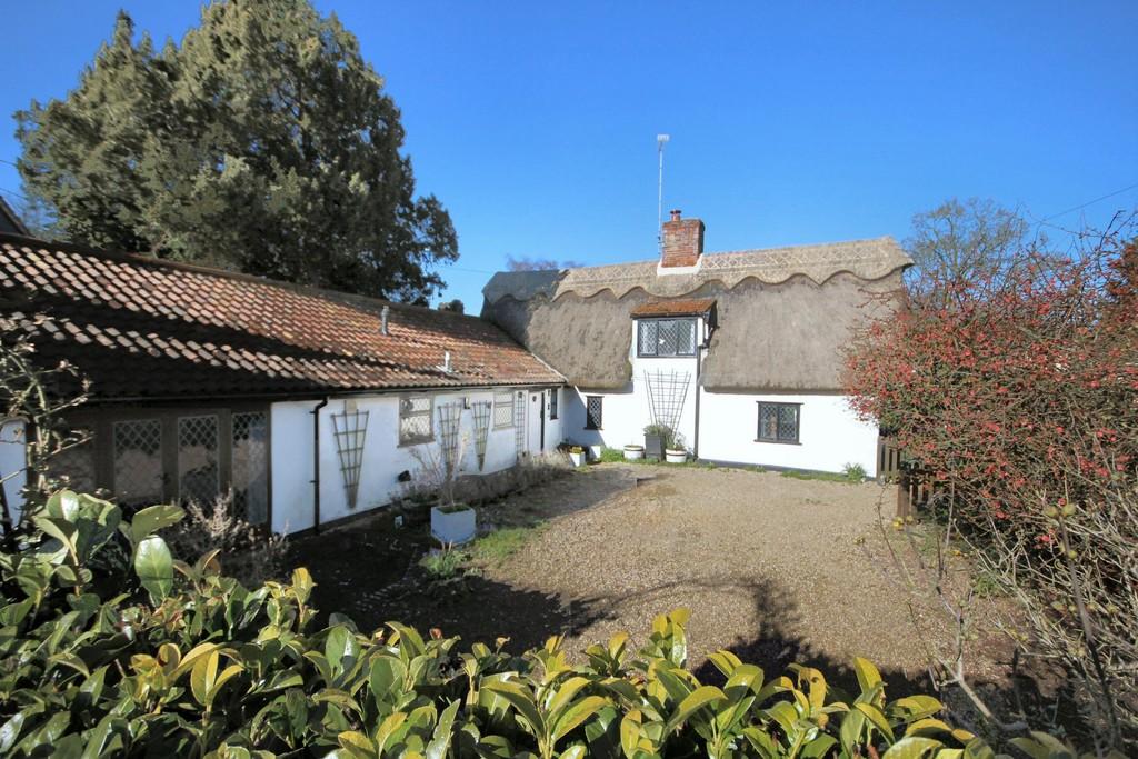 3 bedroom detached house for sale in The Street, Dalham, CB8