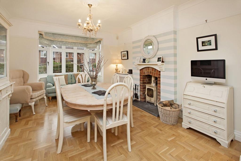 4 bedroom detached house for sale in Pennsylvania, Exeter, EX4