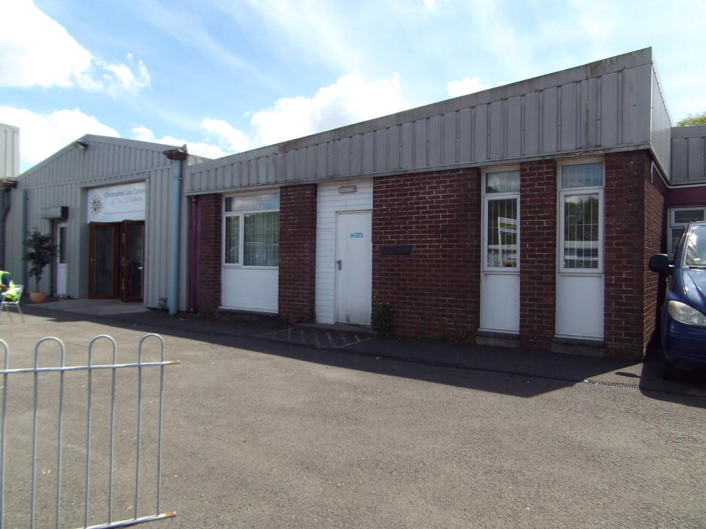 light industrial to rent in abergarw trading estate light industrial to rent in abergarw trading estate