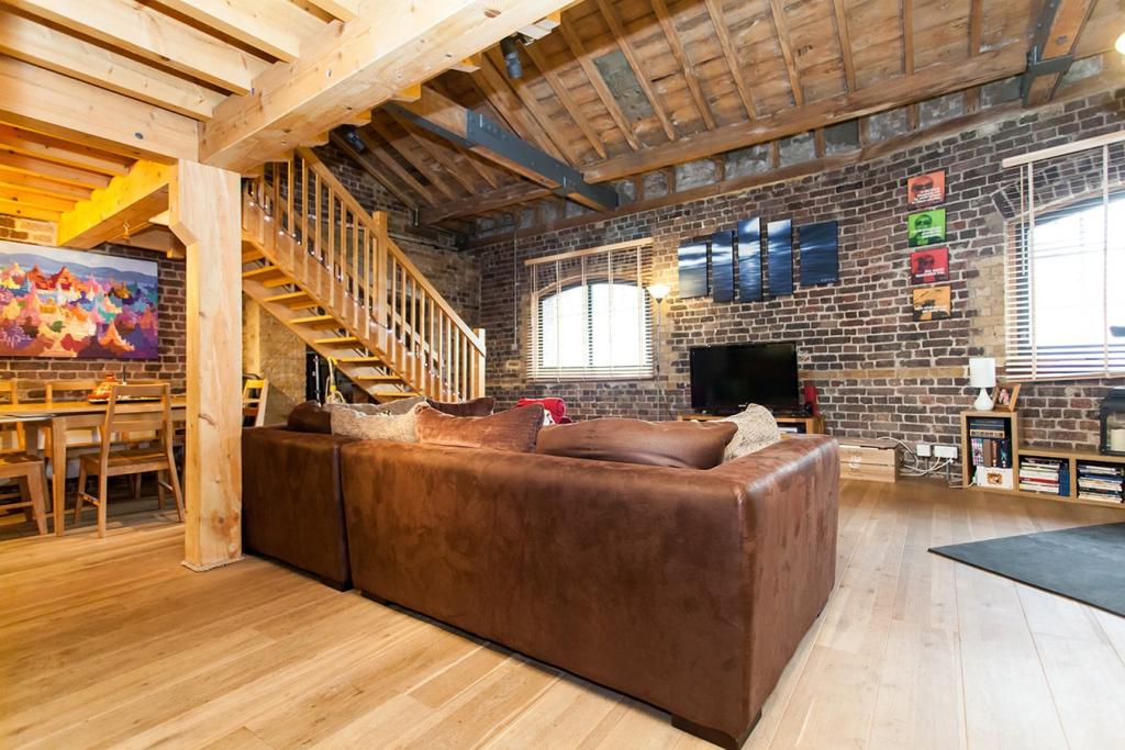 Manhattan Loft Corporation,Family room