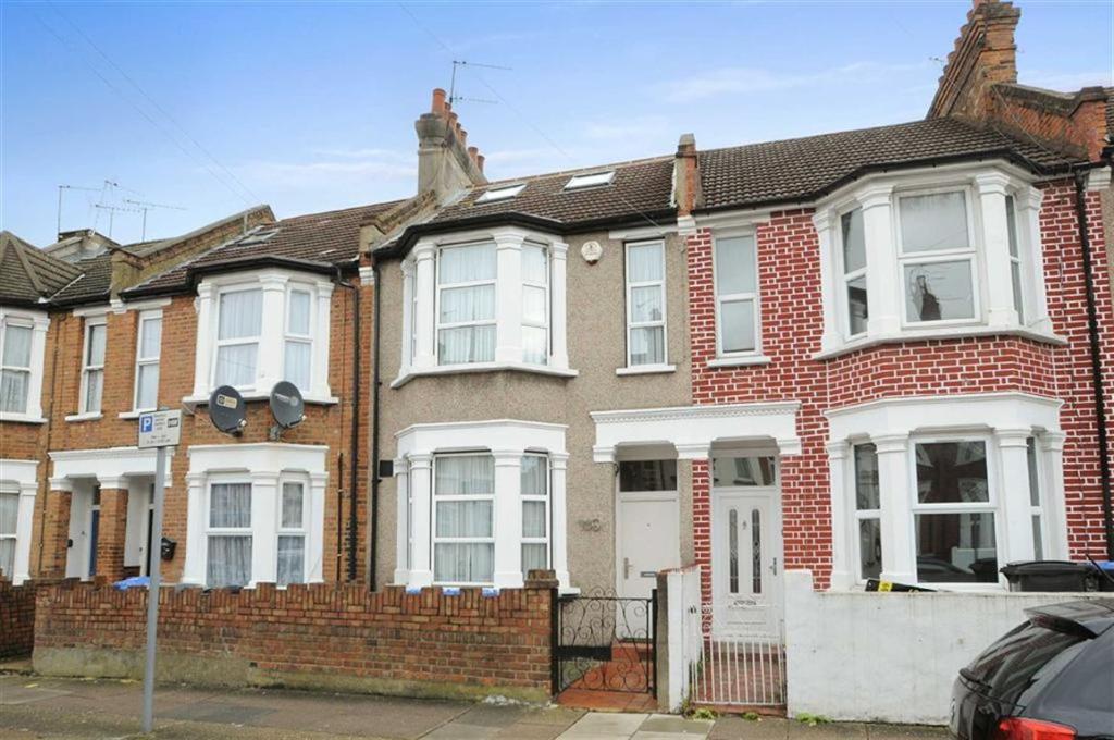 4 bedroom terraced house for sale in Burns Road, Harlesden, NW10 , NW10