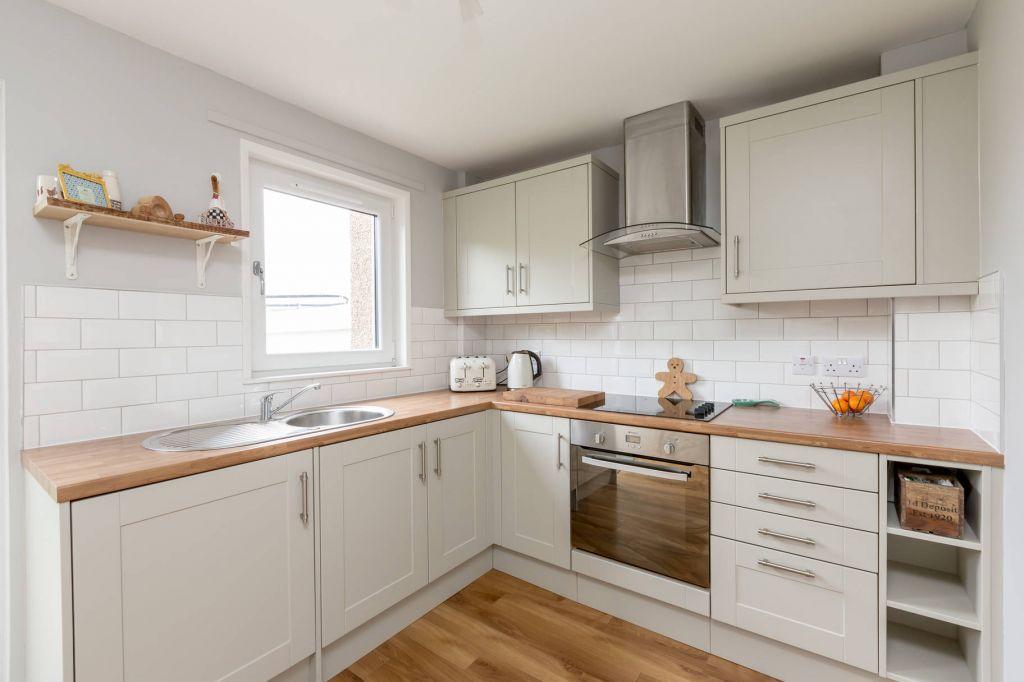 2 bedroom terraced house for sale in 39 Fauldburn , Edinburgh, EH12 8YQ