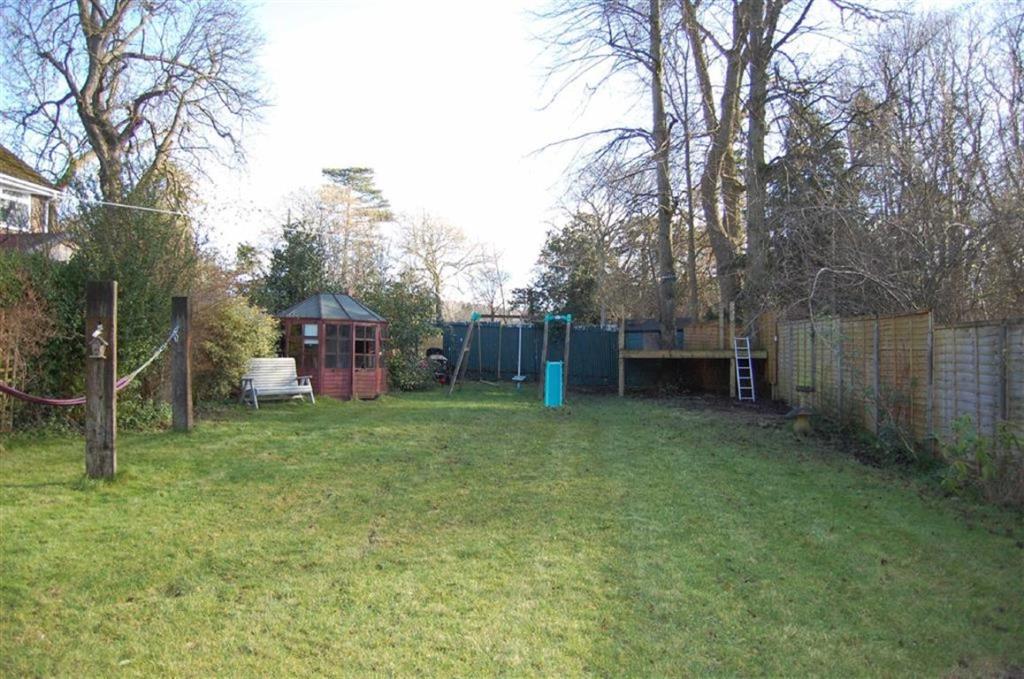 4 bedroom detached house for sale in Charlton Court Road, Charlton