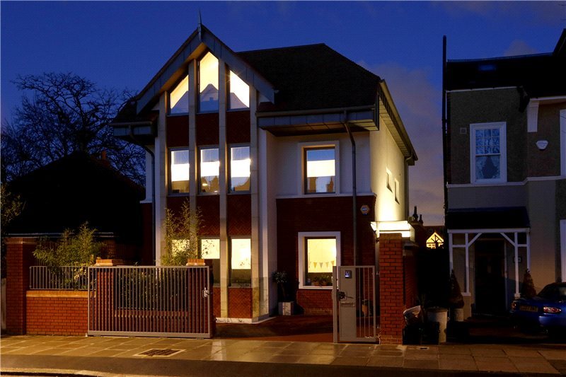 6 bedroom detached house for sale in Langham Road, Teddington, TW11, TW11