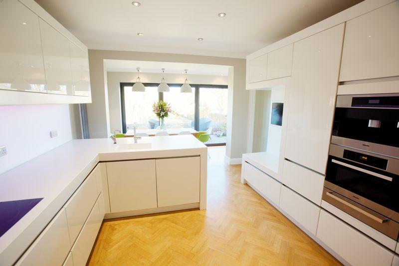 5 bedroom semidetached house for sale in Ware Road, Hertford, SG13, SG13