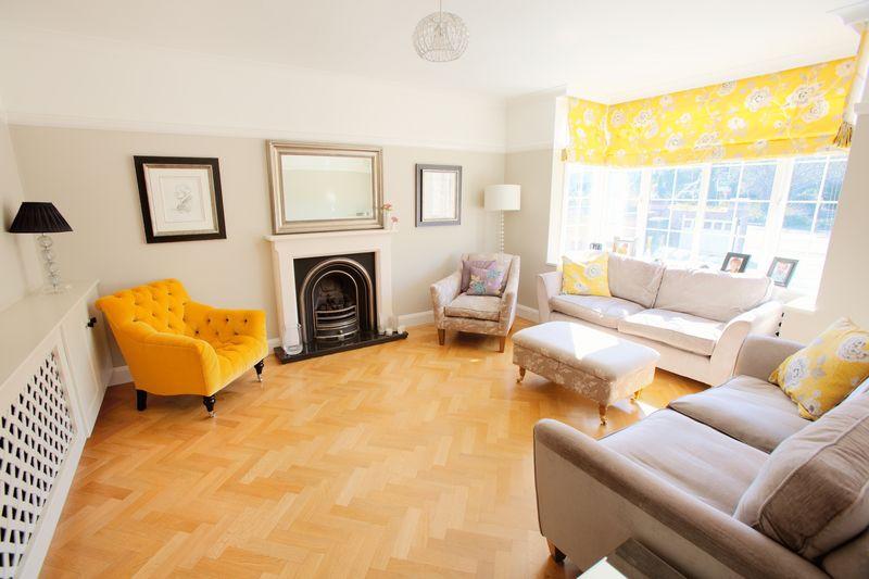 5 bedroom semidetached house for sale in Ware Road, Hertford, SG13, SG13