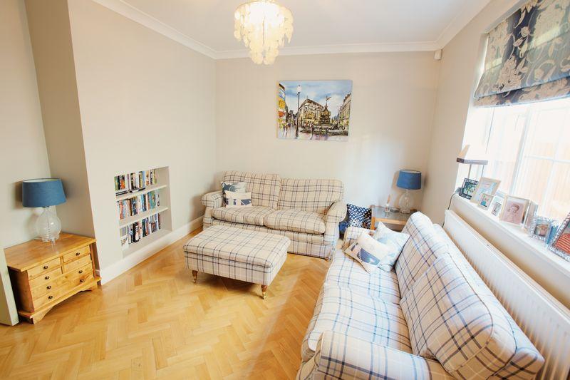 5 bedroom semidetached house for sale in Ware Road, Hertford, SG13, SG13