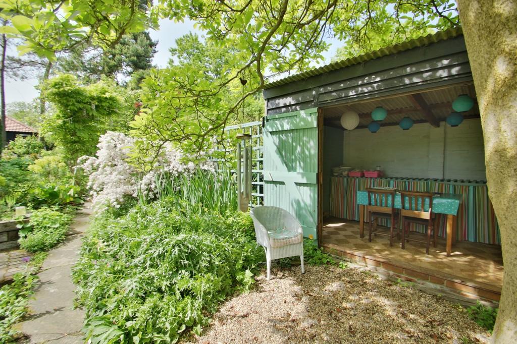 5 bedroom detached house for sale in Barrack Lane, Great Waltham, CM3