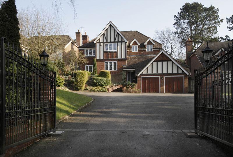 4 bedroom detached house for sale in Mearse Lane, Barnt Green, B45