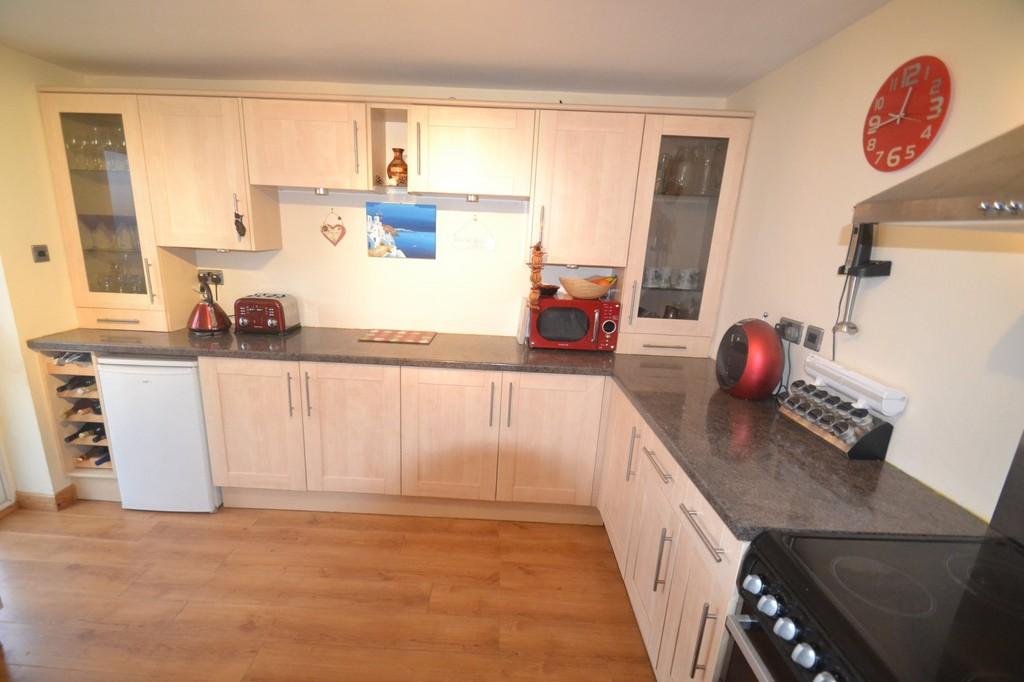 3 bedroom end of terrace house for sale in Severn Road , Bury St